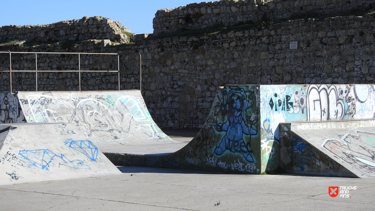 Peniche skatepark